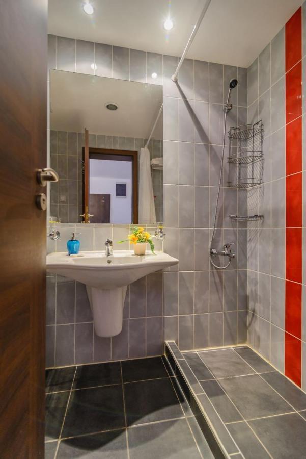 Spacious Studio With Balcony & Pool By The Marina Baltschik Exterior foto