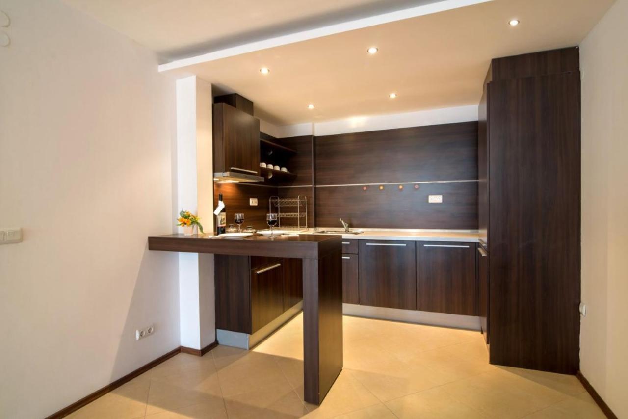 Spacious Studio With Balcony & Pool By The Marina Baltschik Exterior foto